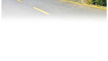 网传深圳热门公园停车位遭黄牛倒卖 记者实地调查 放号秒空，公园停车位被谁“截胡”？