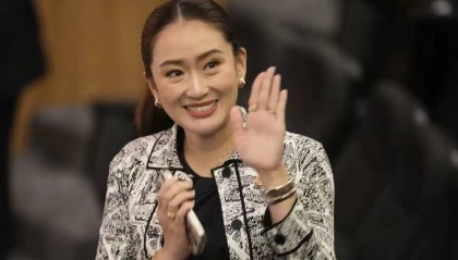 洪森失算了，佩通坦宣誓就职，中方送出一句话，信息量大