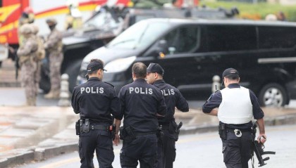 土耳其逮捕包括最大反对党成员在内的102人