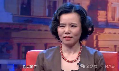 他们那么幸福恩爱，怎么突然离婚了……